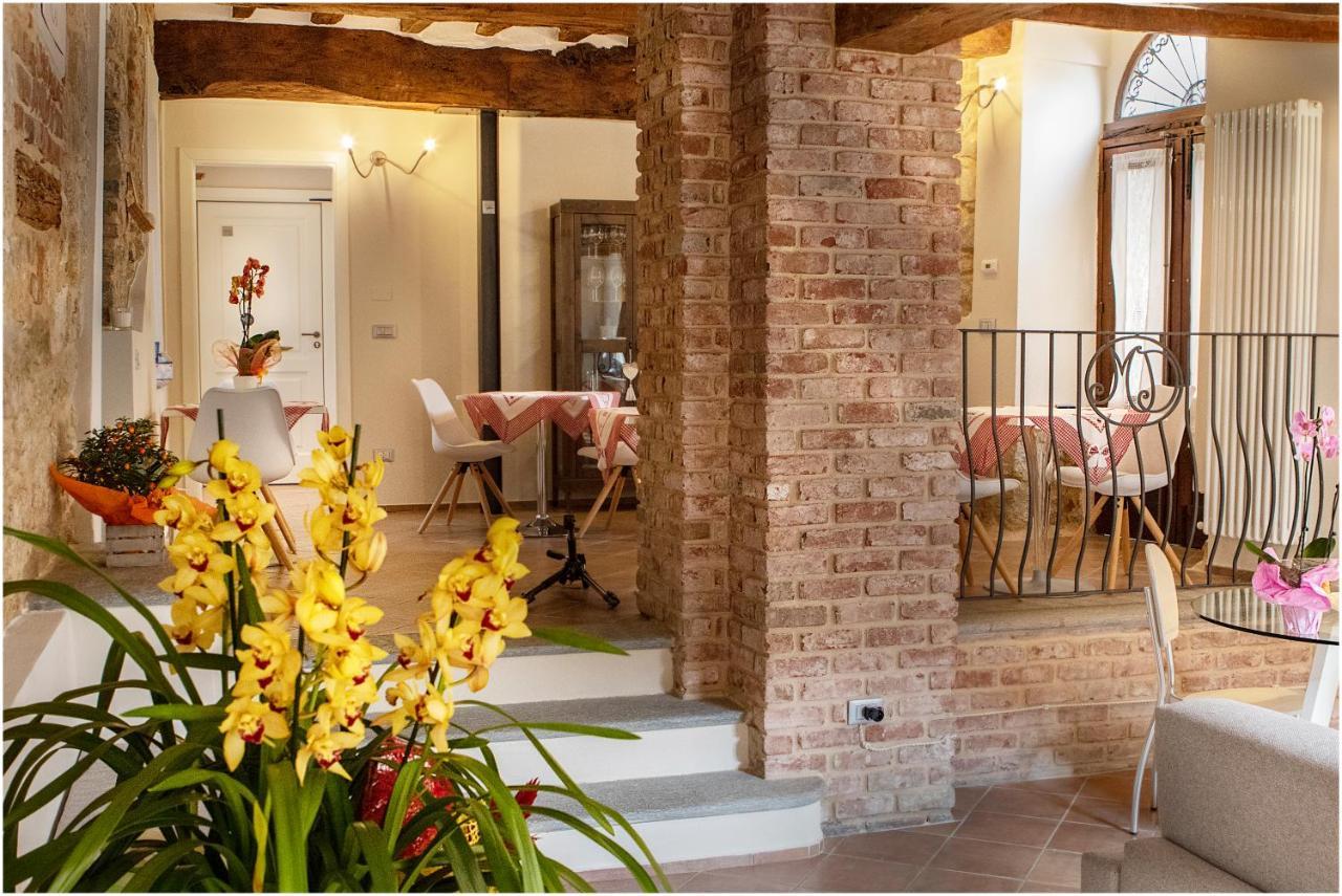 Il Giardino Sul Tetto B&B Guarene Zewnętrze zdjęcie