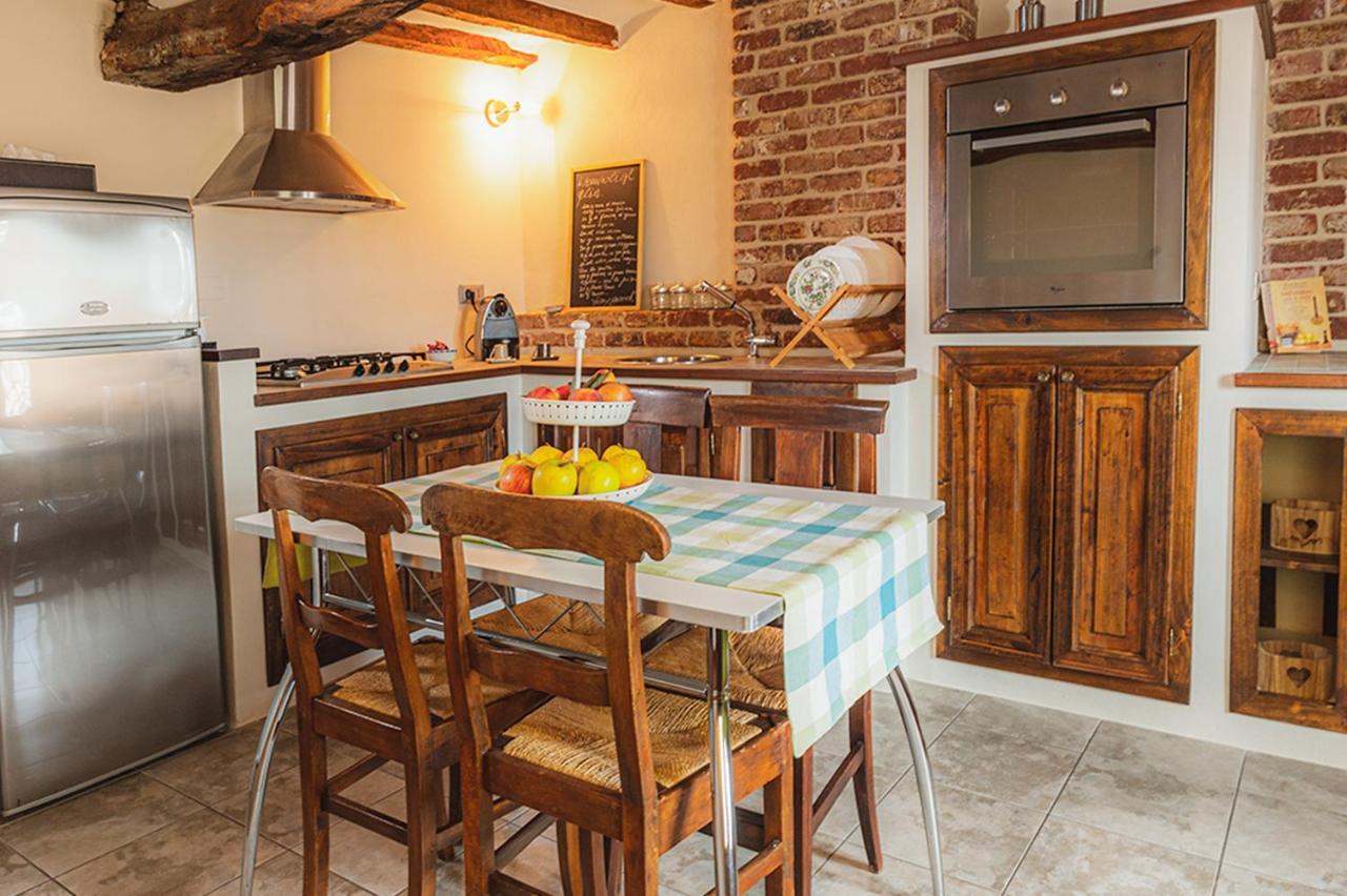 Il Giardino Sul Tetto B&B Guarene Zewnętrze zdjęcie